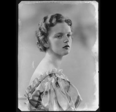 Hon. Betty Montague
by Bassano, 1936 2