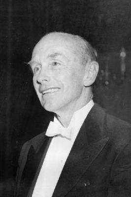 Alexander Douglas-Home, 14th Earl of Home2