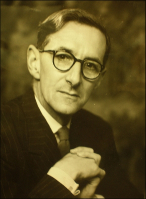 Sir Richard Dyke Acland, 11th Bt. 2