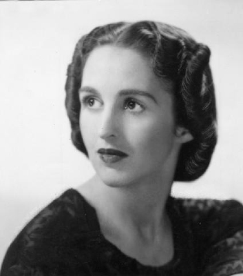 Lady Pamela Smith2