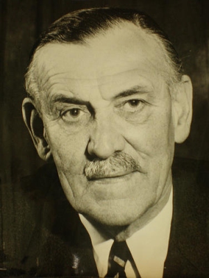 Hugh Kindersley, 2nd Baron Kindersley 2