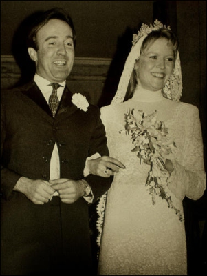 David Llewellyn and his bide
Vanessa Hubbard, 15 March 1980 2