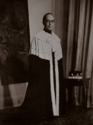 Patrick Vanden-Bempde-Johnstone, 4th Baron Derwent, 1953 1