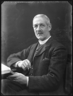 Sir Montagu Proctor-Beauchamp, 7th Bt.
by Bassano, 1922 1