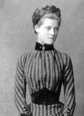 Louise Victoire d'Orleans, c. 1891 2
