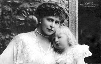 Marie of Edinburgh, Queen of Romania2