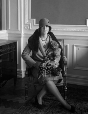 Estelle Manville, 1928 1