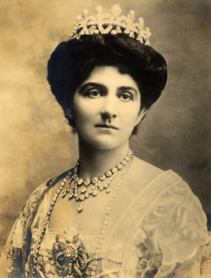 Elena, Queen of Italy 2