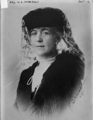 Mrs Anne Vanderbilt, c 1915 2