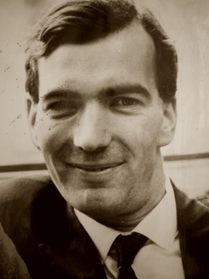 Nicholas Cunliffe-Lister, 3rd Earl of Swinton 2