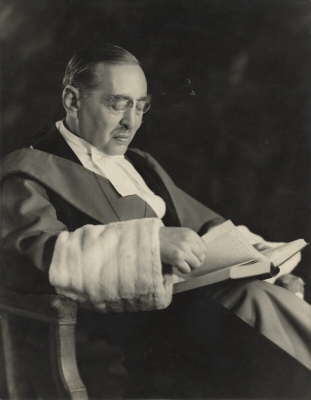 Rt. Hon. Sir Eric Sachs 2