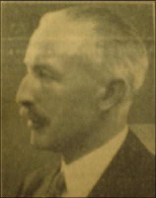 Rt. Hon. Sir Robert Clive 2