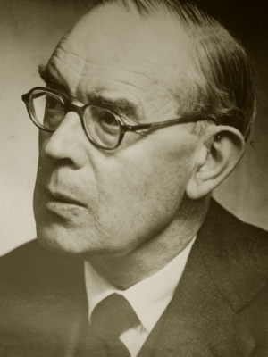 Arnold McNair, 1st Baron McNair 2