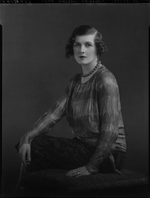 Lady Marian Cameron
12 Dec 1928, by Lafayette 2