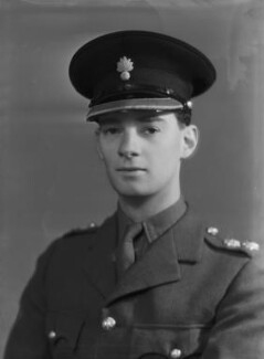 Ivor Crosthwaite
by Bassano, 1940 2