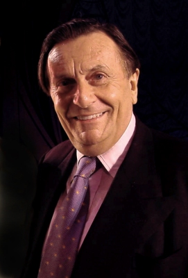 Barry Humphries, 2001 2