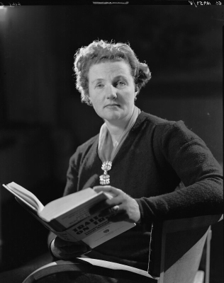Mrs Amabel Williams-Ellis 2