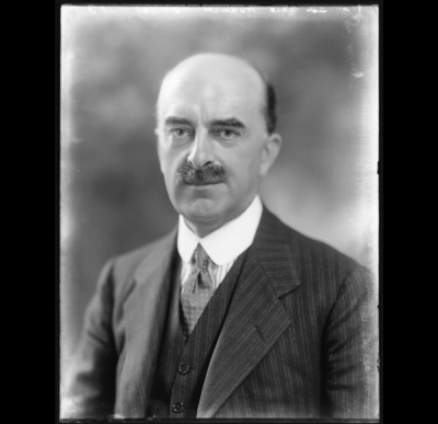Cecil Hunter-Rodwell
by Bassano, 1921 2